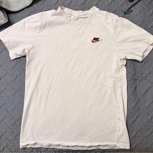 Nike White Short-Sleeve Crewneck Tee with Red/Black Logo